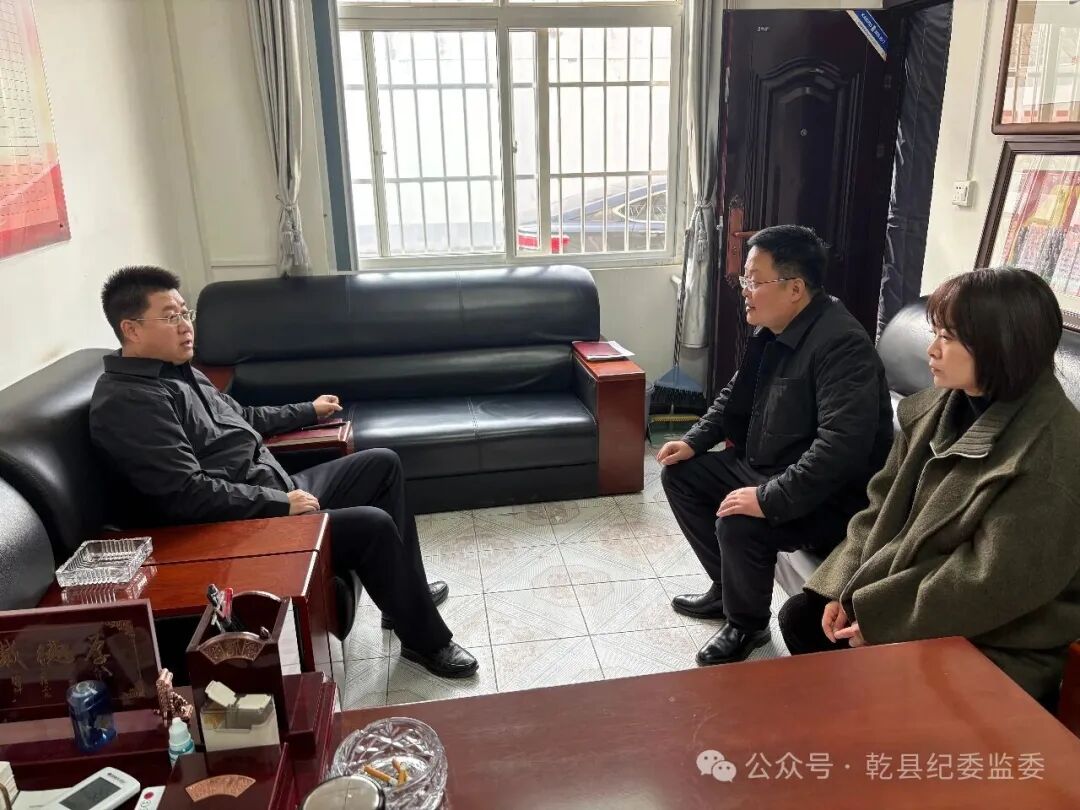 张斌到阳洪镇、灵源镇督导重点工作